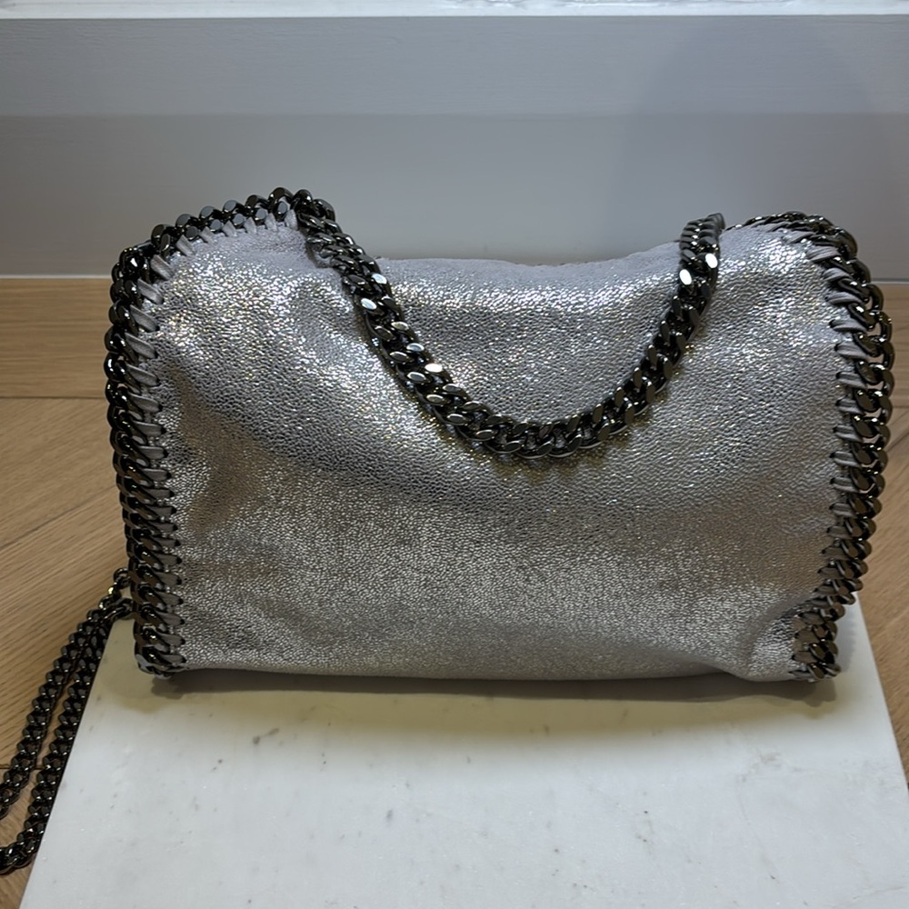 Stella Falabella mini metallic vegetarian textured- leather tote bag
